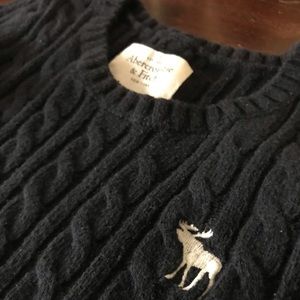 A&F CROP RIBBED SWEATER